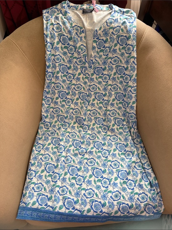 Vineyard Vines Dresses & Skirts - Vineyard Vines Sleeveless Blue Floral  dress